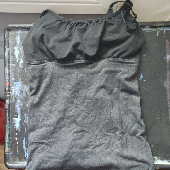 Lululemon tank with Adjustable straps - Picture 2 of 4
